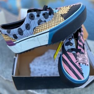 NWT . Tim Burton Sally platform VANS size 7.5 womens